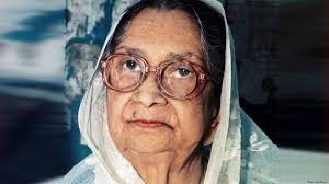 সোভিয়েটের দিনগুলি । সুফিয়া কামাল